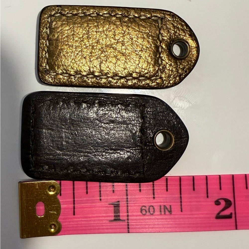 Coach Hangtags & Charms - Picture 4 of 10